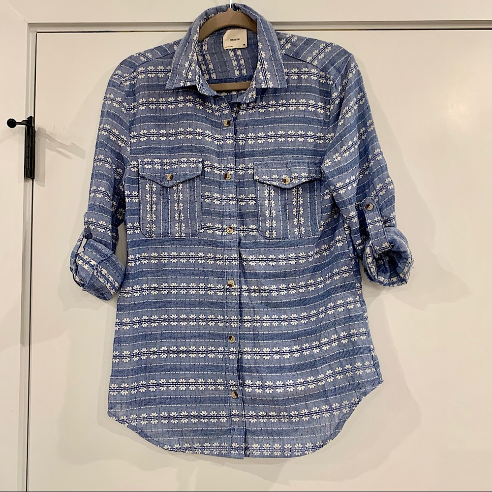 Francesca’s Harper Blue and White Button Down Blouse Size Medium
